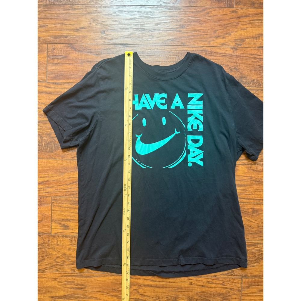 Nike Have A Nike Day Smiley Face Graphic T-Shirt Black Teal Mens XL - Picture 5 of 6